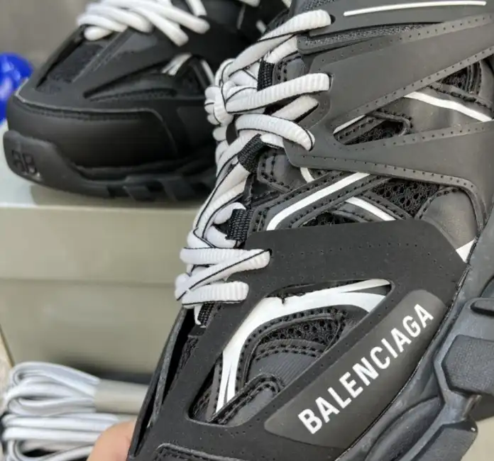 hype Balenciaga Sneakers