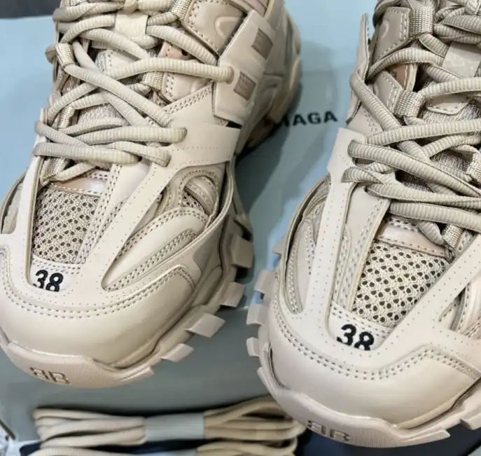 hype Balenciaga Sneakers