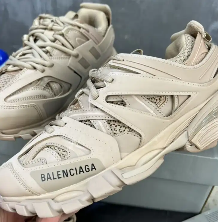 hype Balenciaga Sneakers