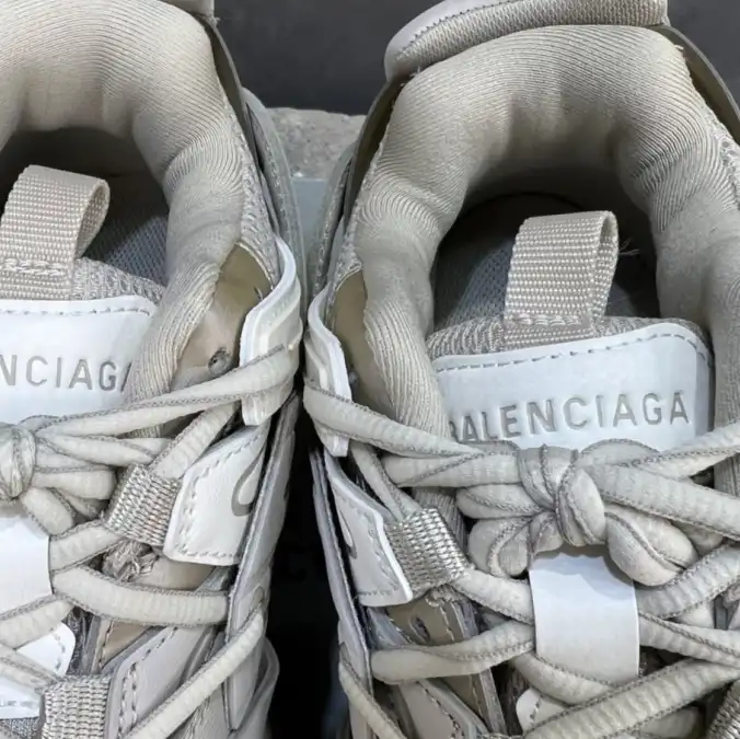 hype Balenciaga Sneakers