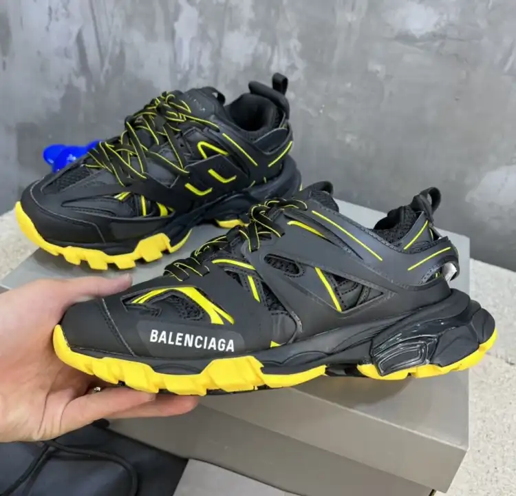 hype Balenciaga Sneakers