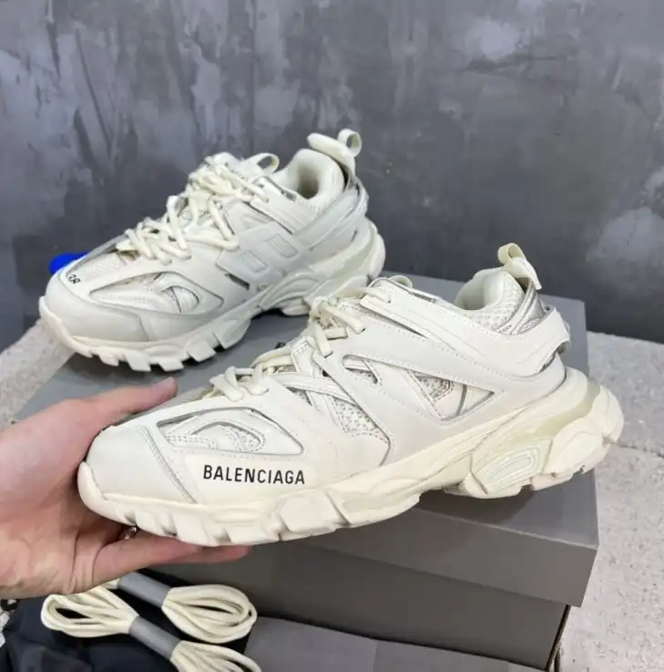 hype Balenciaga Sneakers