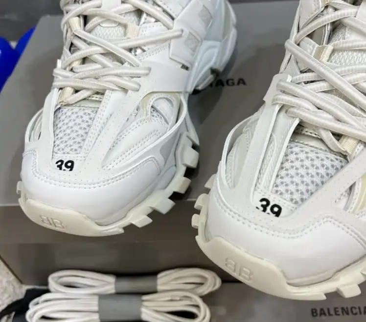 hype Balenciaga Sneakers