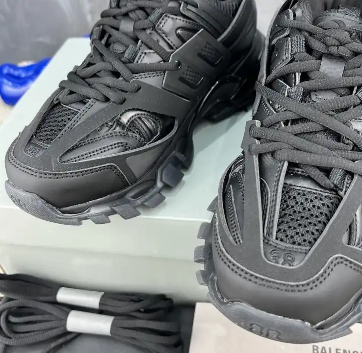 hype Balenciaga Sneakers