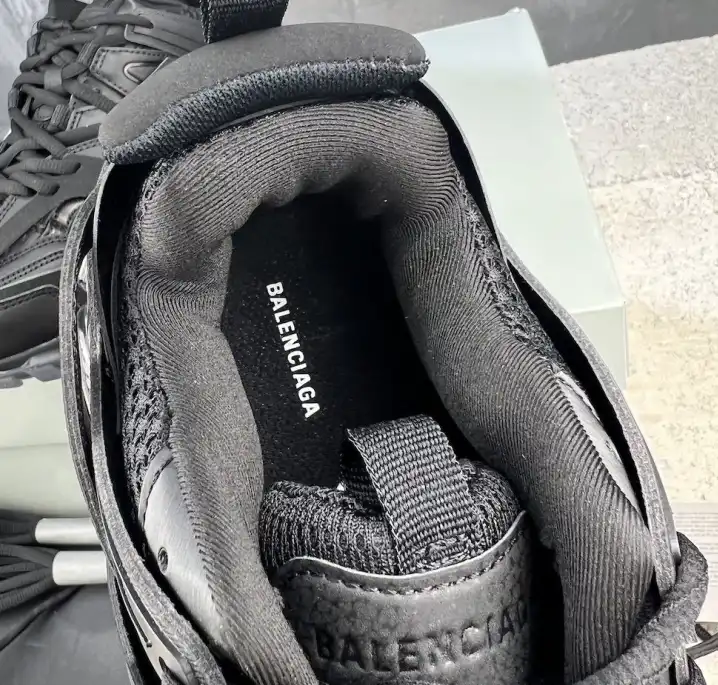 hype Balenciaga Sneakers