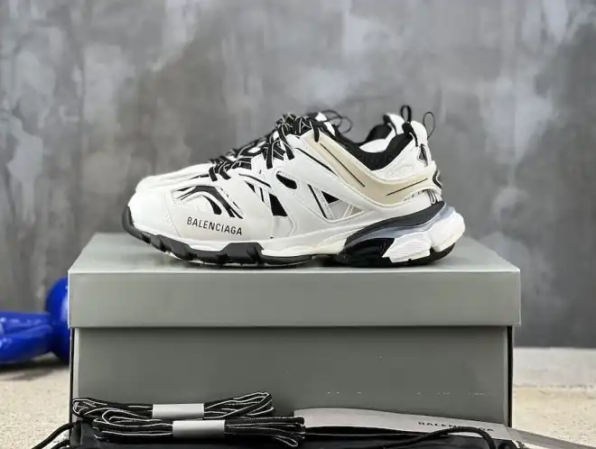 hype Balenciaga Sneakers