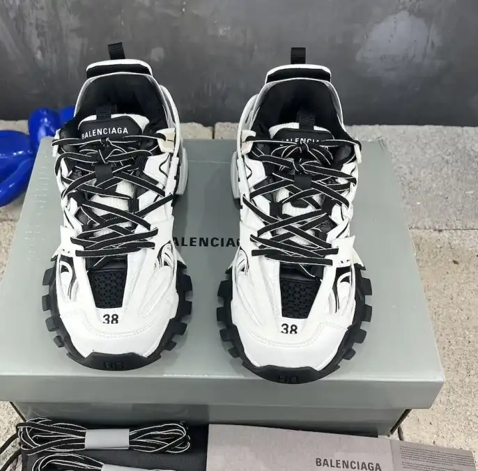 hype Balenciaga Sneakers