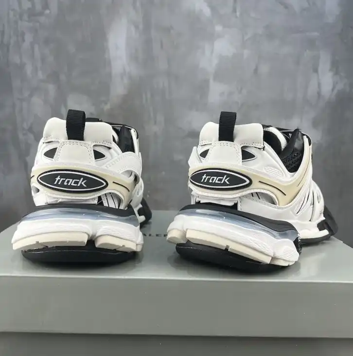 hype Balenciaga Sneakers