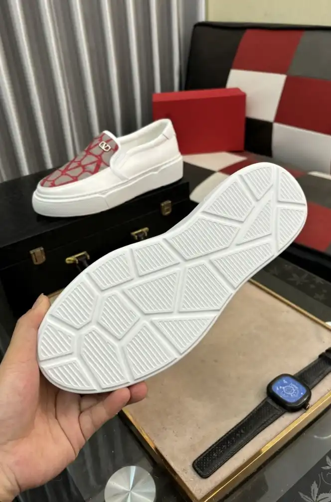 hype Valentino Casual Shoes