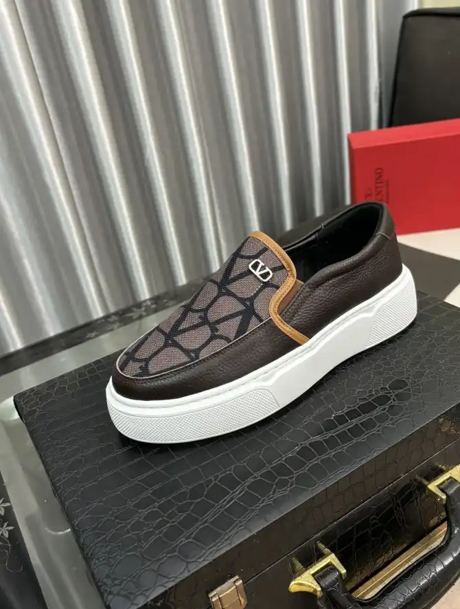 hype Valentino Casual Shoes