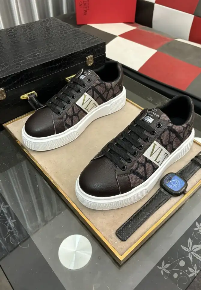 hype Valentino Casual Shoes