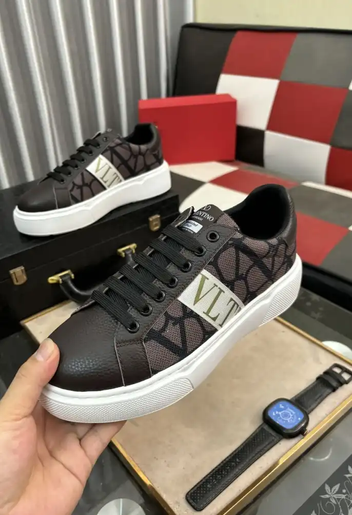 hype Valentino Casual Shoes