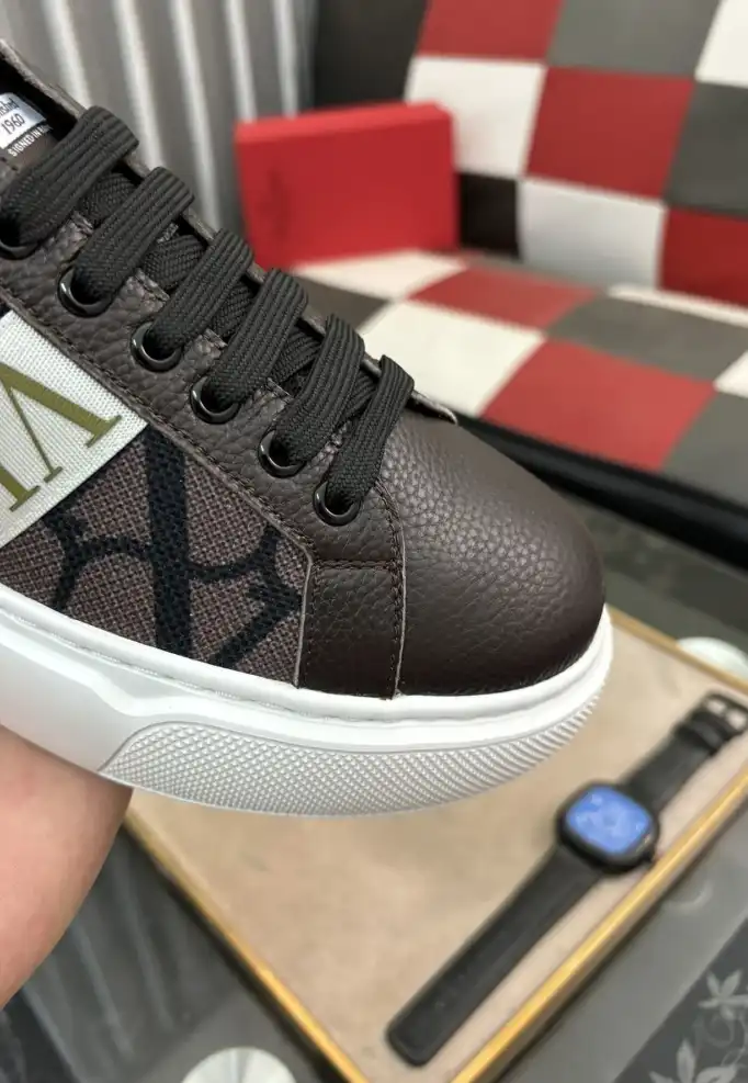 hype Valentino Casual Shoes