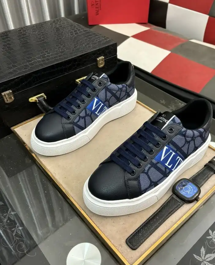 hype Valentino Casual Shoes