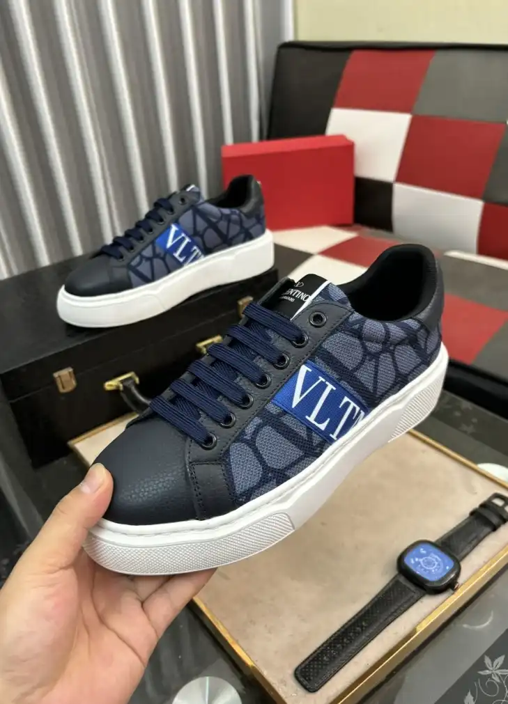 hype Valentino Casual Shoes