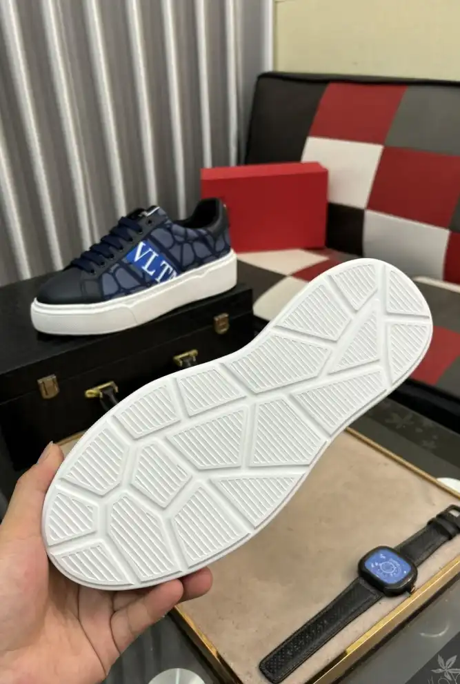 hype Valentino Casual Shoes