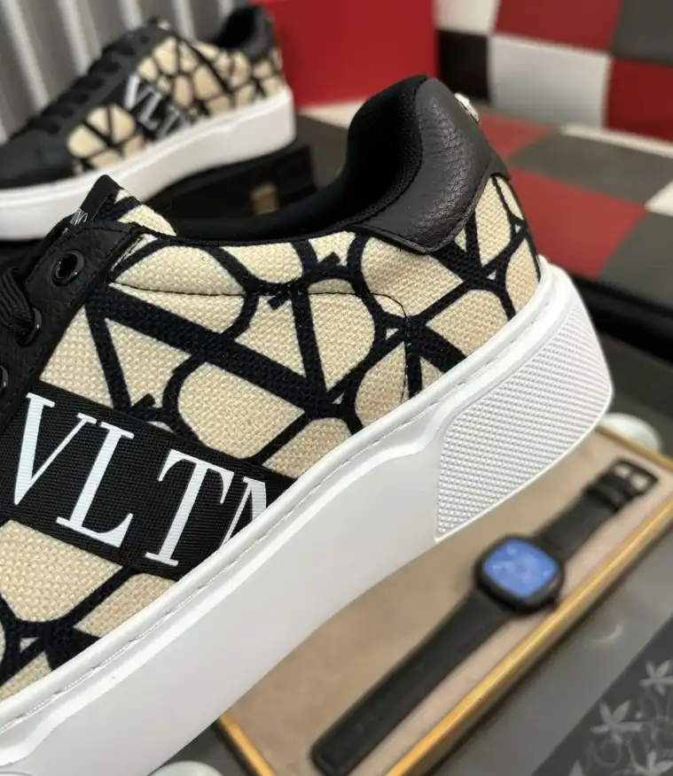 hype Valentino Casual Shoes