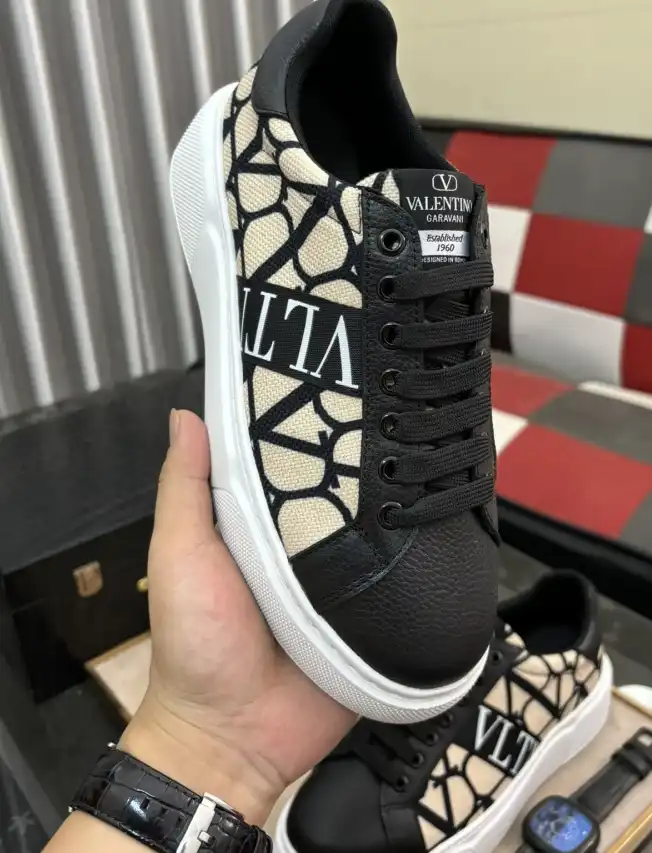 hype Valentino Casual Shoes