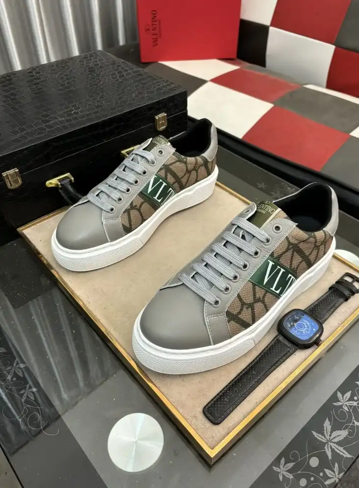 hype Valentino Casual Shoes