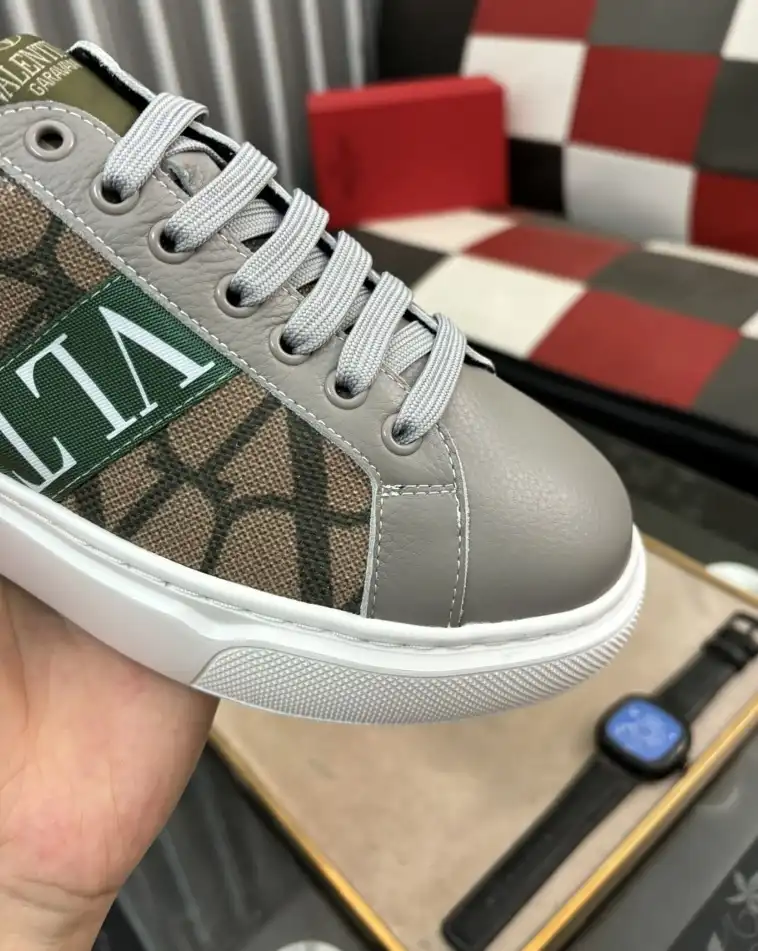 hype Valentino Casual Shoes