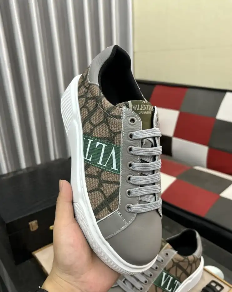 hype Valentino Casual Shoes