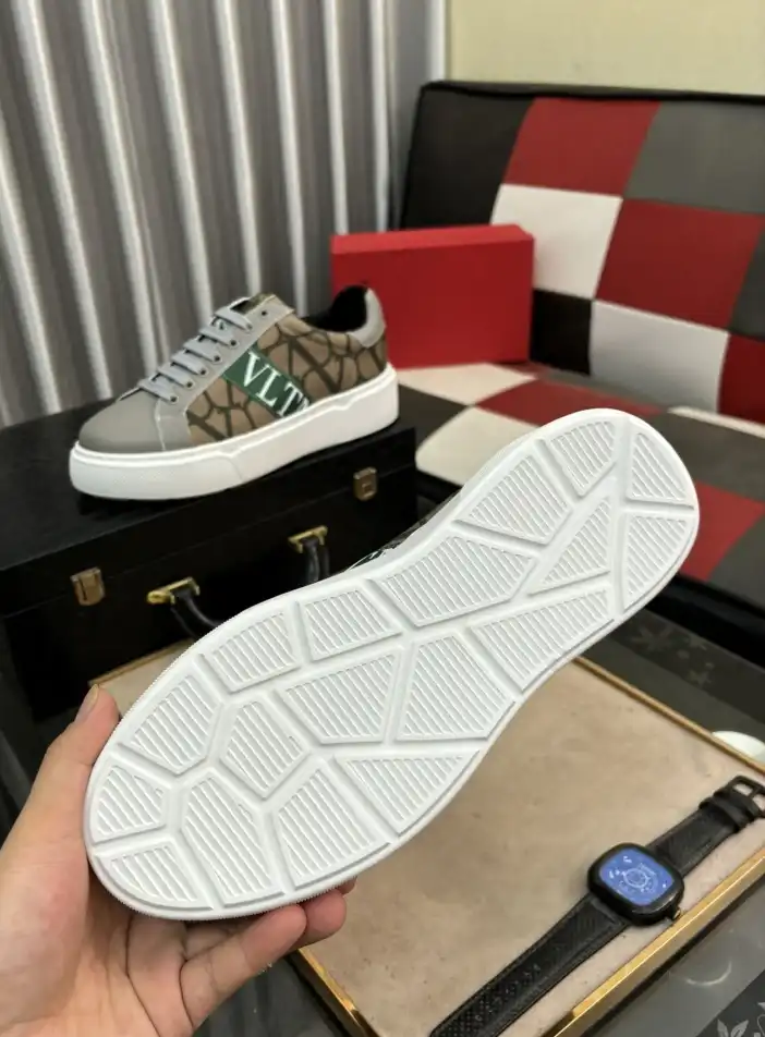 hype Valentino Casual Shoes