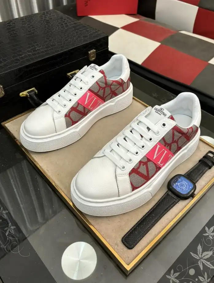 hype Valentino Casual Shoes