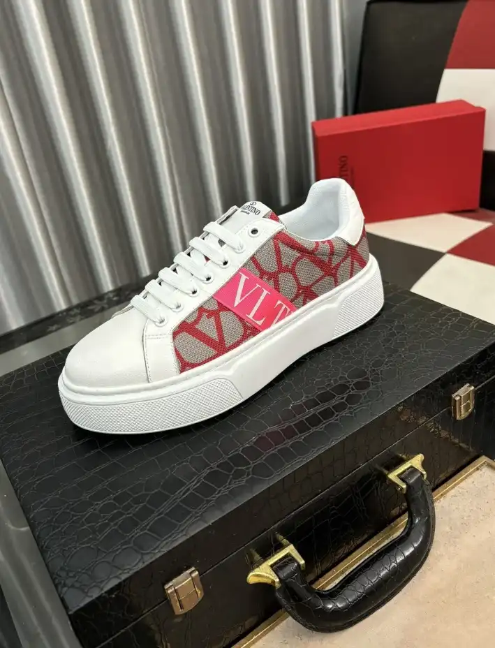 hype Valentino Casual Shoes