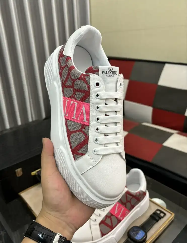 hype Valentino Casual Shoes