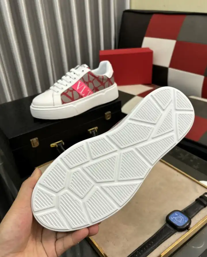 hype Valentino Casual Shoes