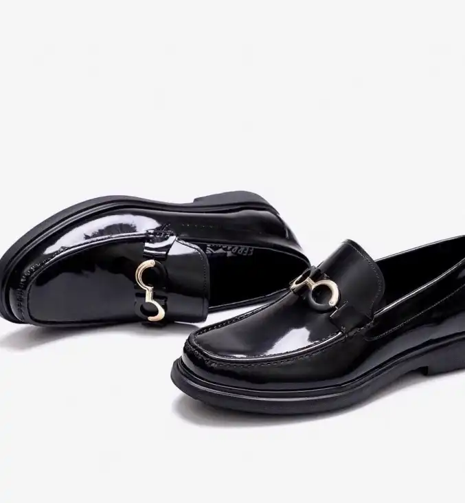 hype Ferragamo Leather Shoes