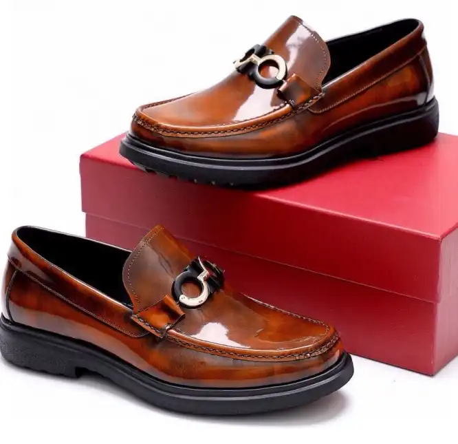 hype Ferragamo Leather Shoes