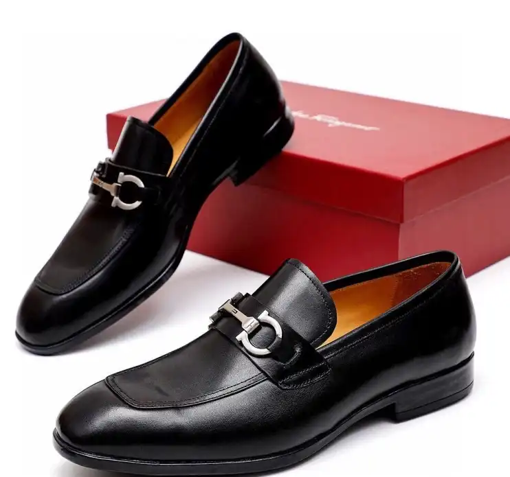 hype Ferragamo Leather Shoes