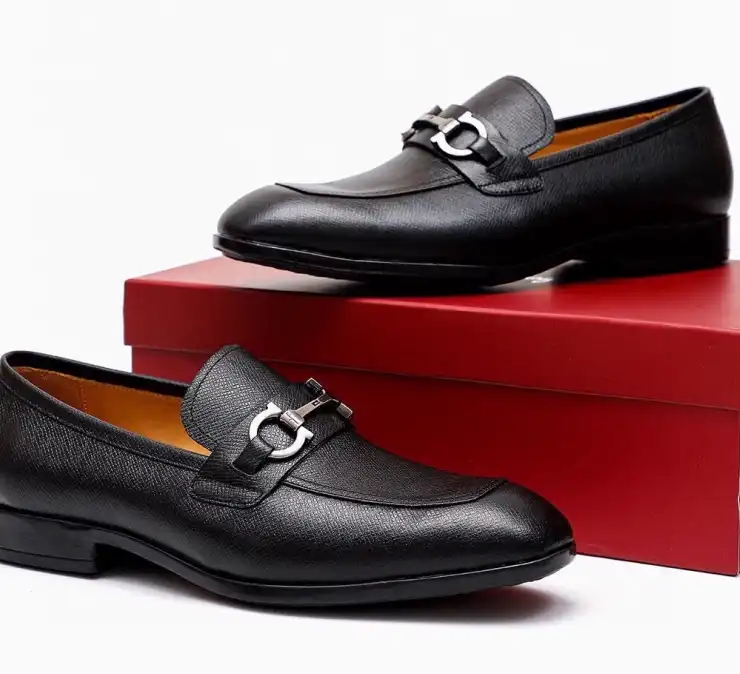 hype Ferragamo Leather Shoes