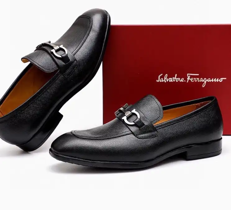 hype Ferragamo Leather Shoes