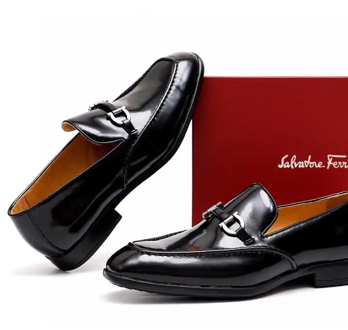 hype Ferragamo Leather Shoes