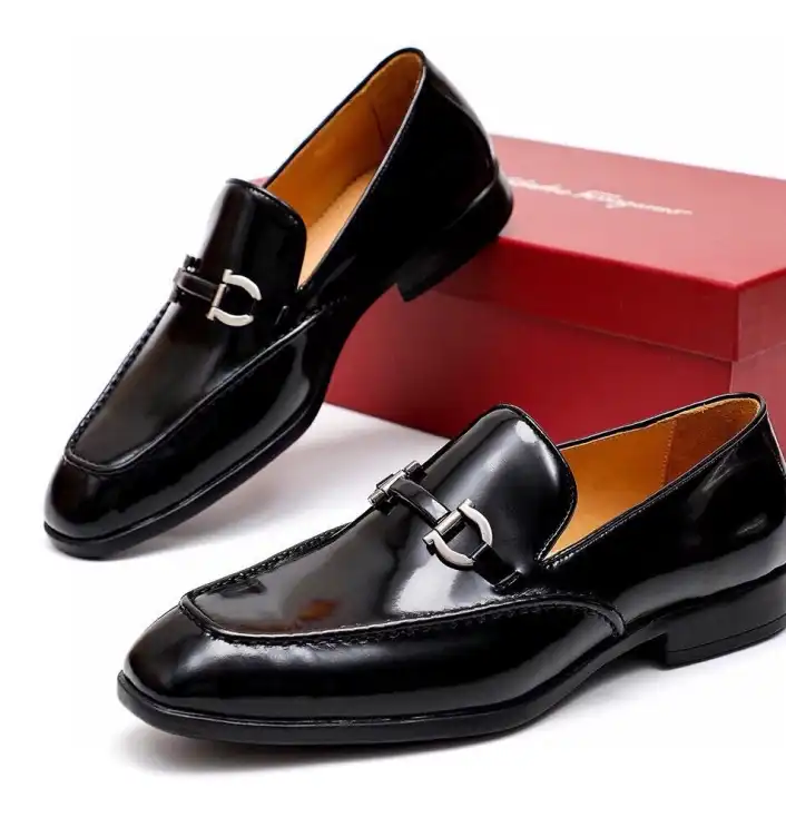 hype Ferragamo Leather Shoes