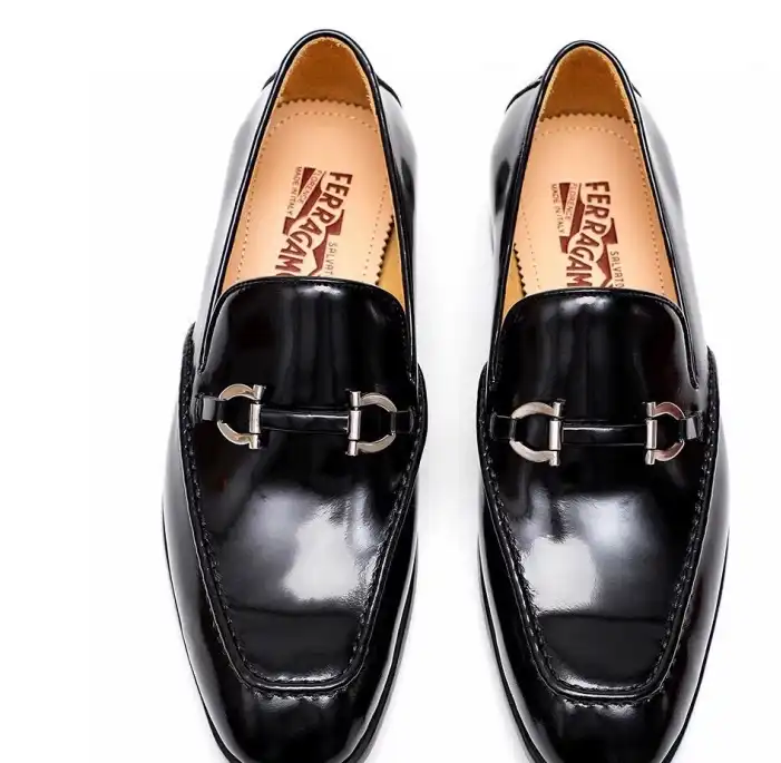 hype Ferragamo Leather Shoes