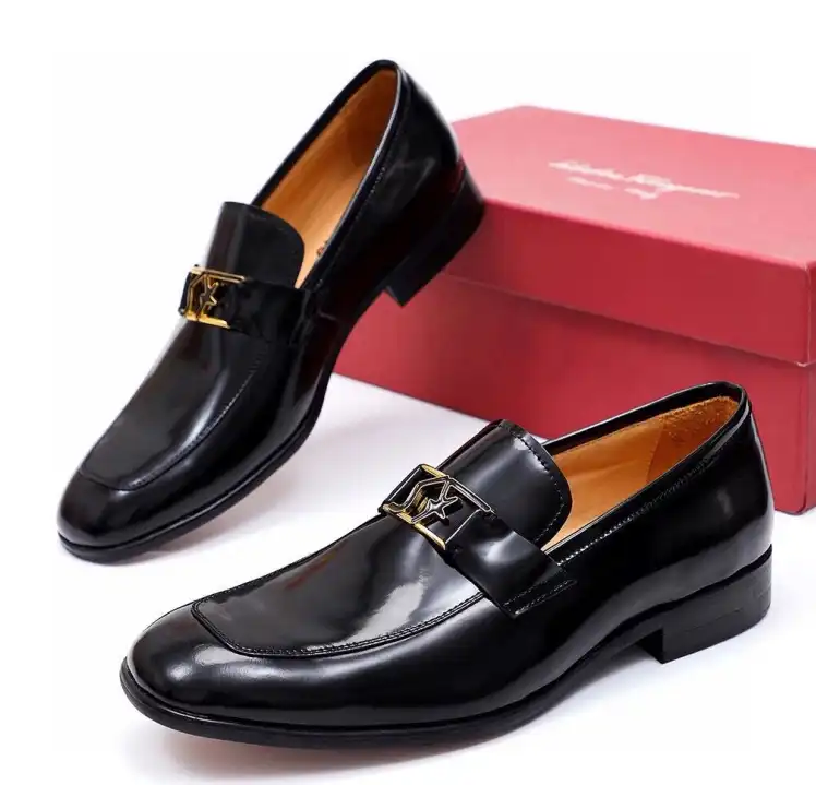 hype Ferragamo Leather Shoes