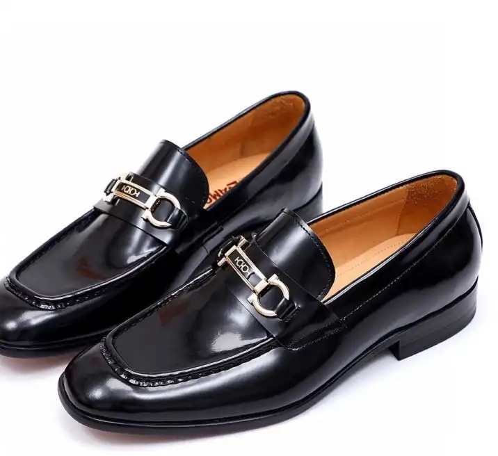 hype Ferragamo Leather Shoes