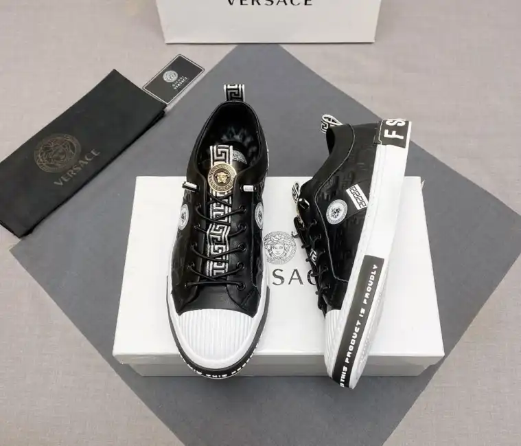 hype Givenchy Sneakers