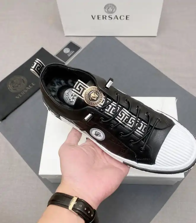 hype Givenchy Sneakers