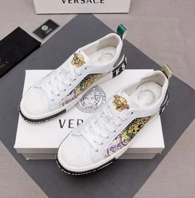 hype Givenchy Sneakers