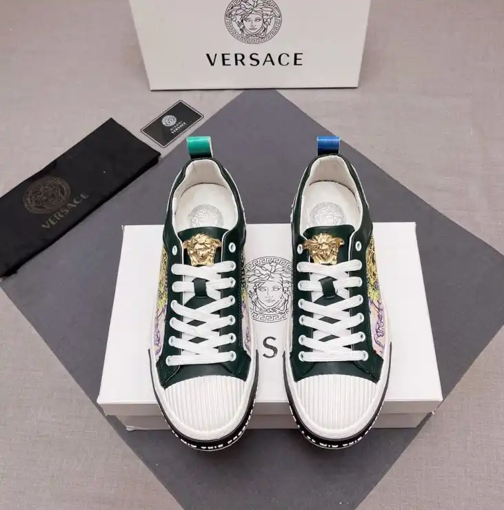 hype Givenchy Sneakers