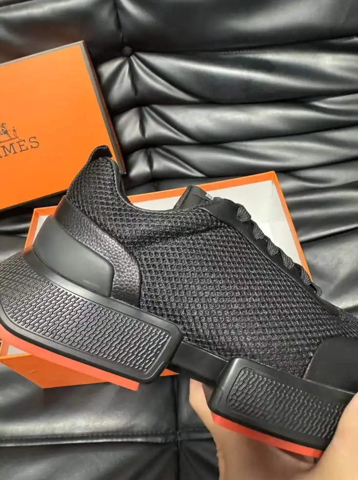 hype Hermes Casual Shoes