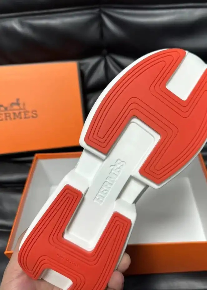 hype Hermes Casual Shoes