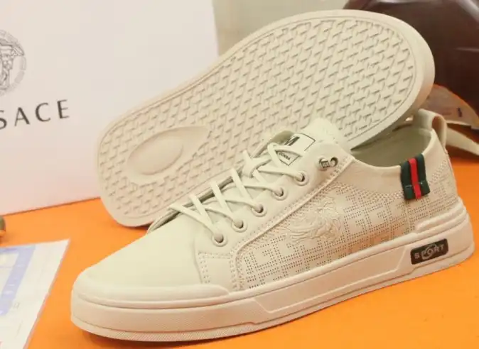 hype Givenchy Sneakers