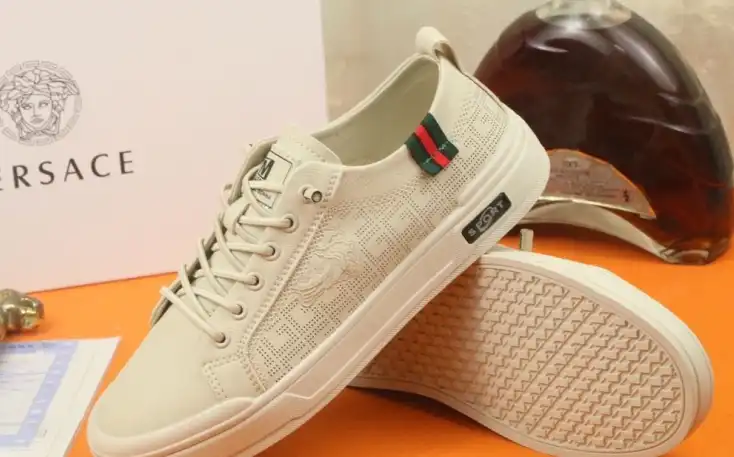 hype Givenchy Sneakers