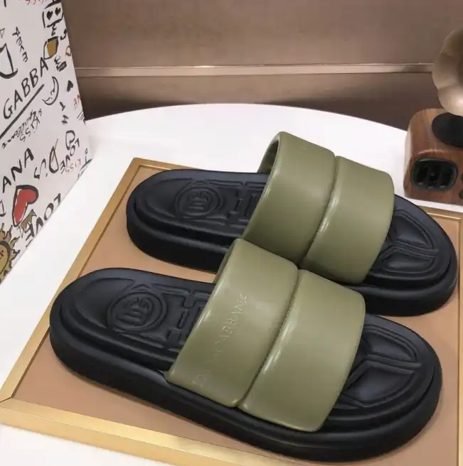 hype Dolce & Gabbana Slippers