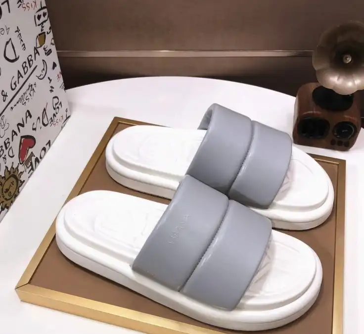 hype Dolce & Gabbana Slippers